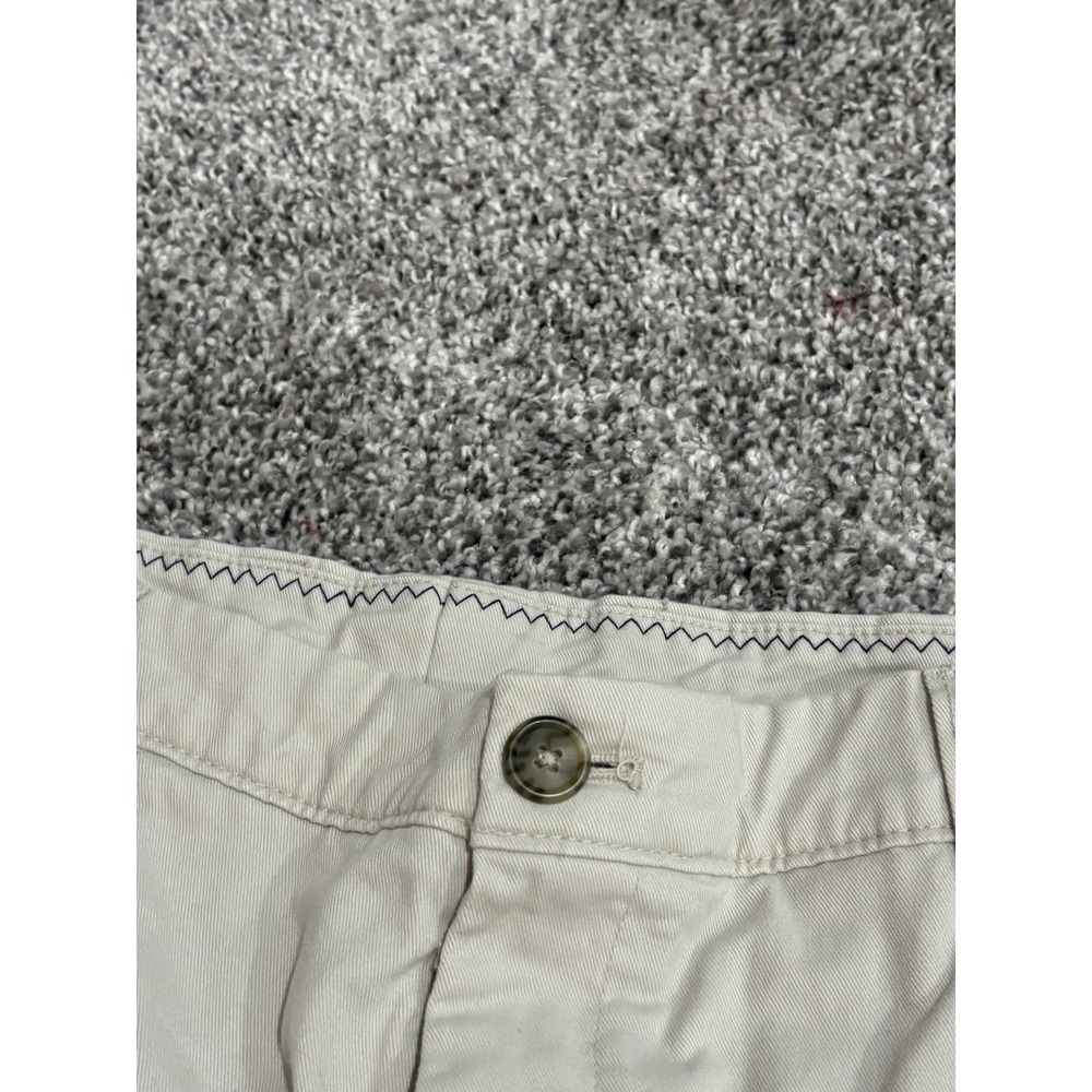 Johnnie-O Mens Chino Shorts Stone Beige Flat Front Stretch Cotton JMSH1400 36 - Picture 4 of 7